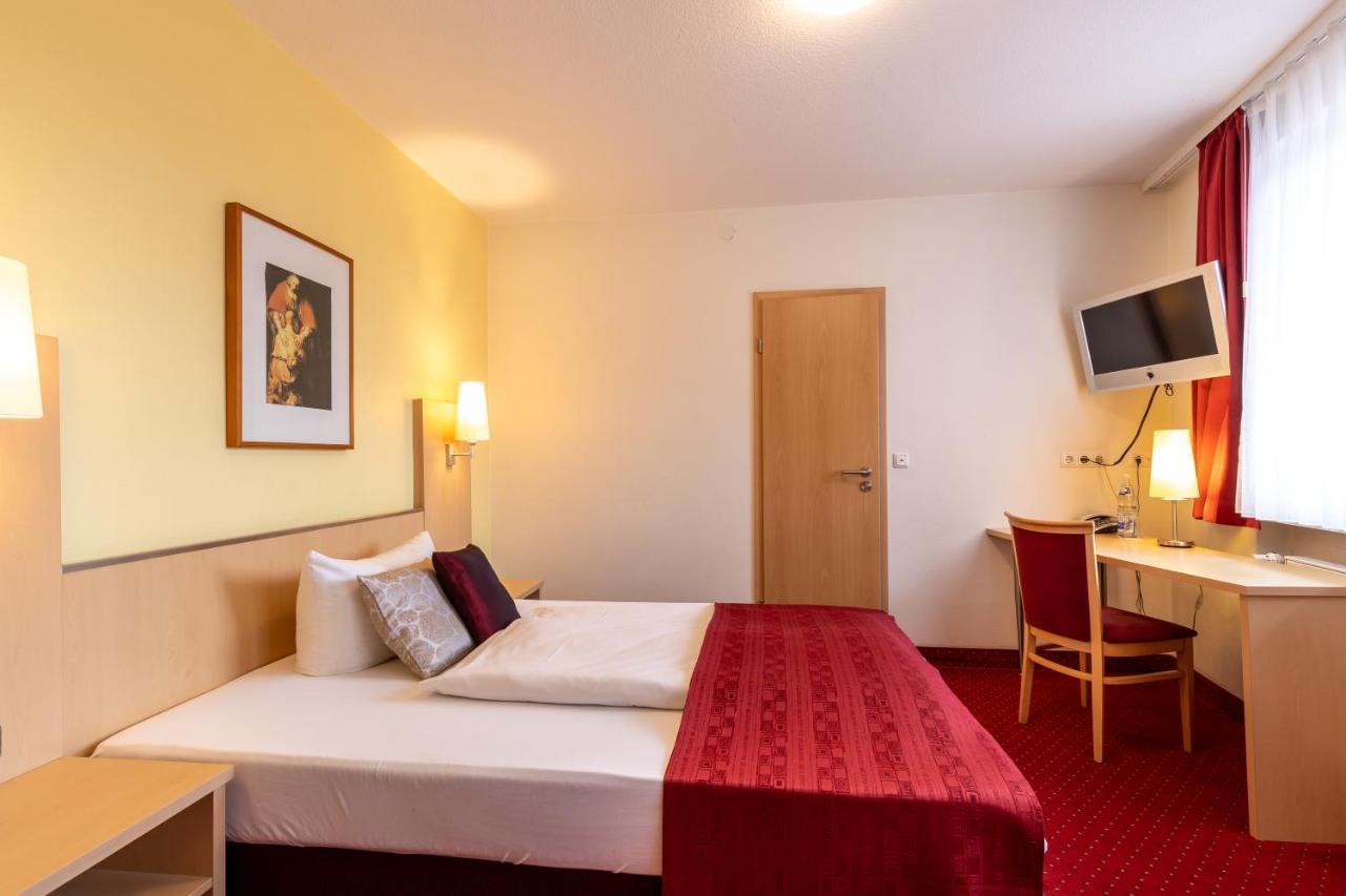 Guest house An Der Eiche 3*